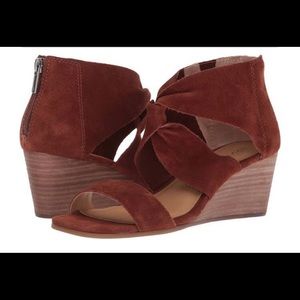 Lucky Brand sandals